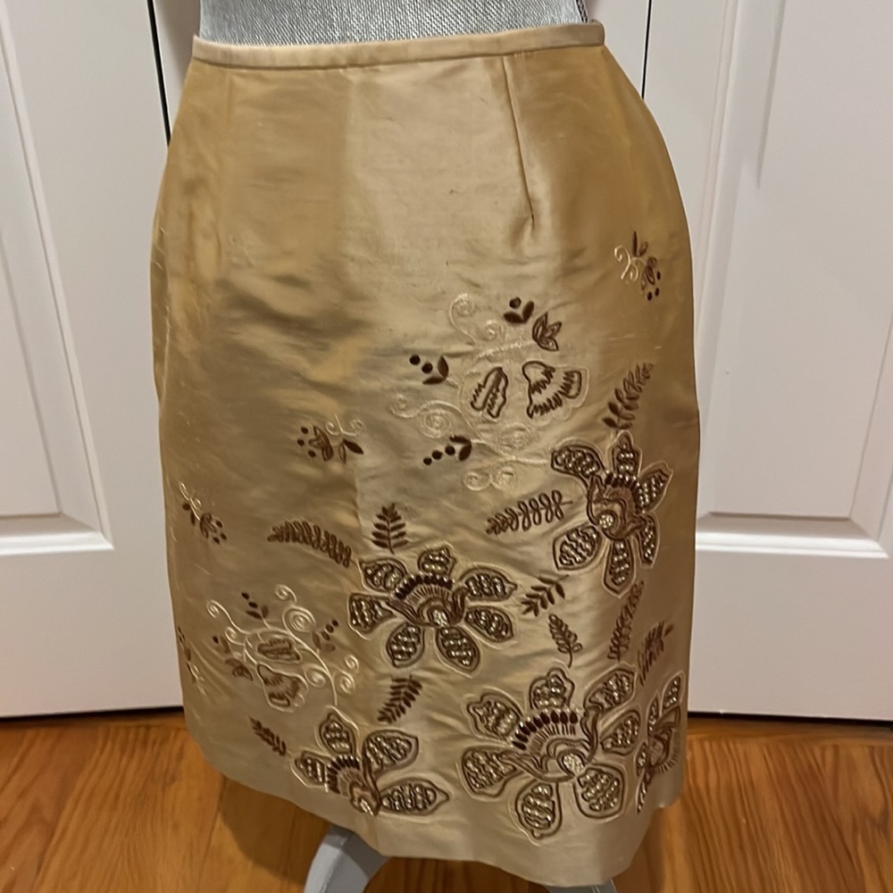 Gold Silk skirt sz 4P NWT
